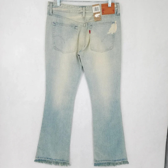 Levi's Premium Ultimate Boot Cut Jeans - Picture 2 of 8